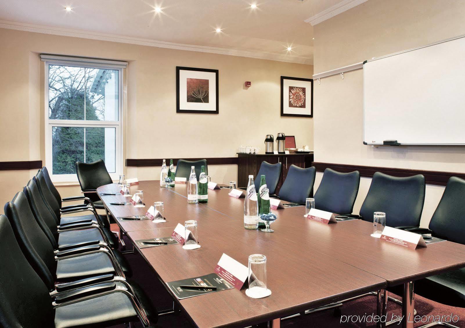 Copthorne Effingham Gatwick Hotel Bisnis foto