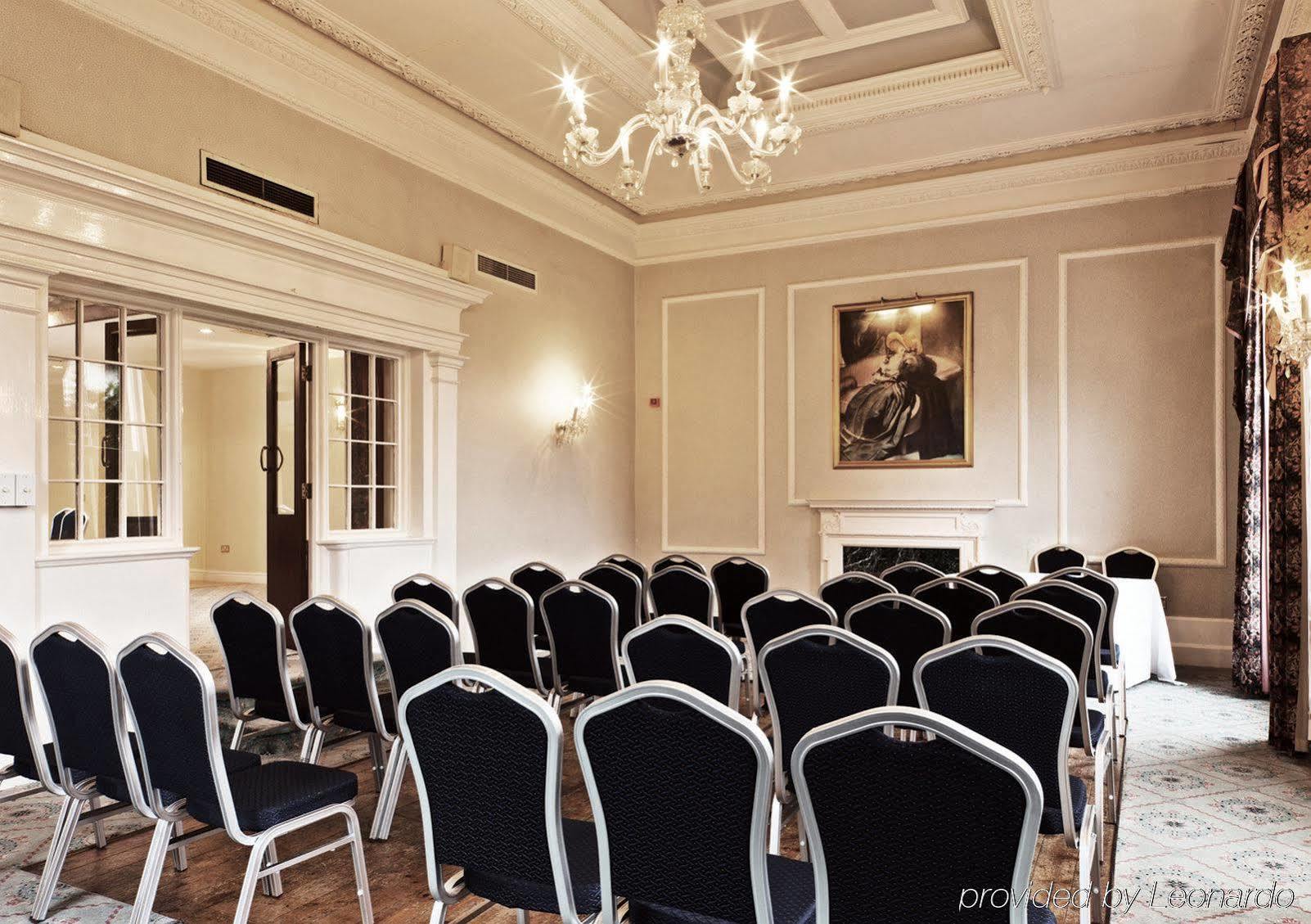 Copthorne Effingham Gatwick Hotel Bisnis foto