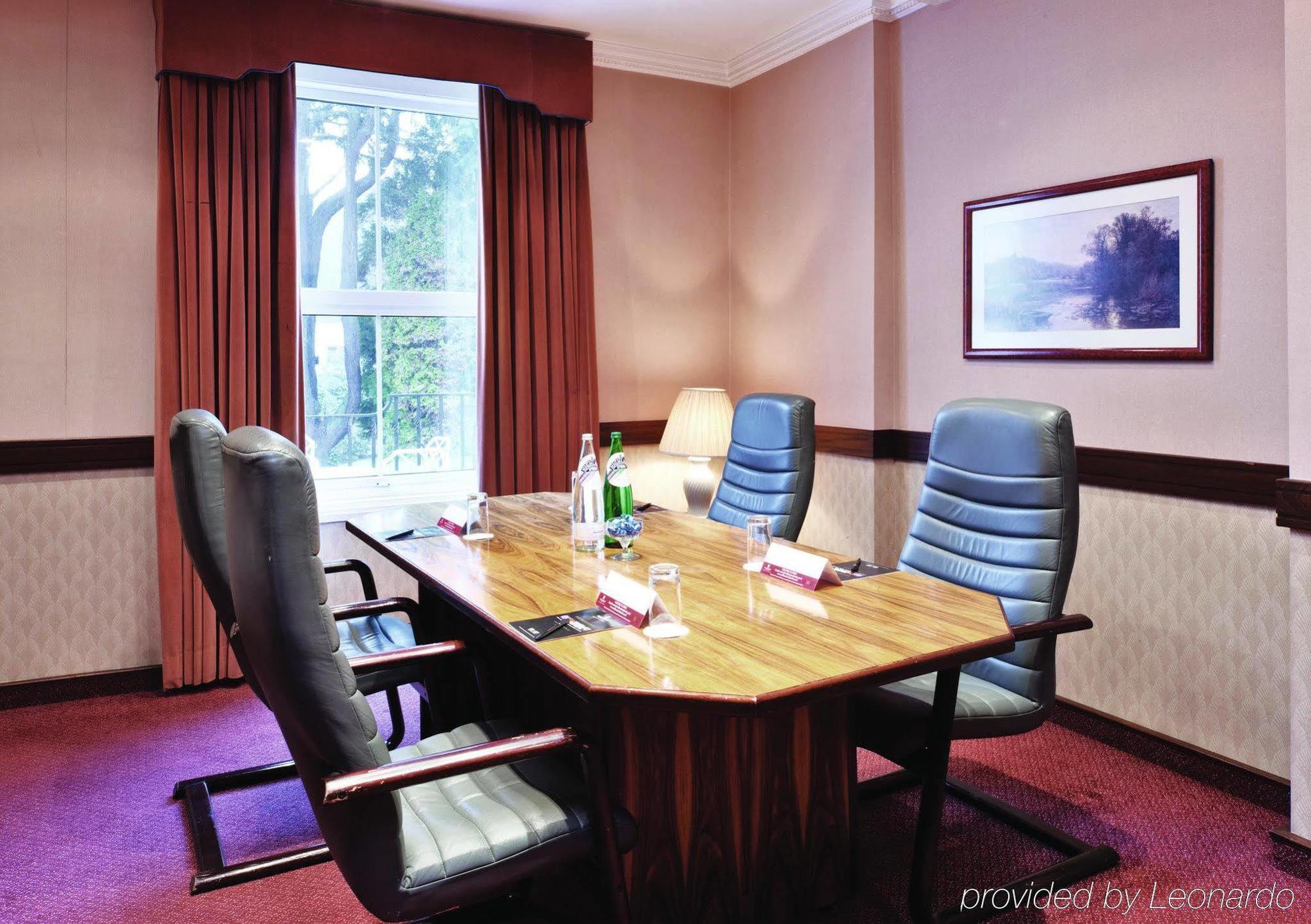 Copthorne Effingham Gatwick Hotel Bisnis foto