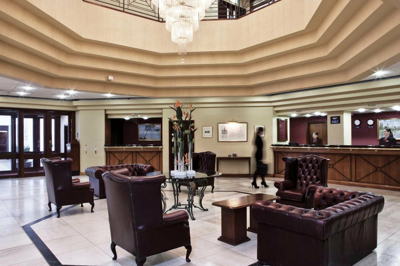 Copthorne Effingham Gatwick Hotel Bagian luar foto